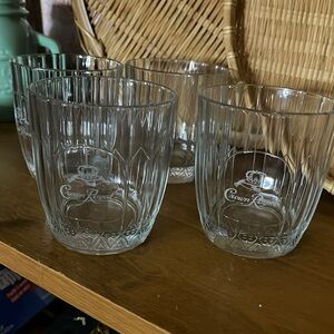 😄Crown Royal etched glassses whiskey